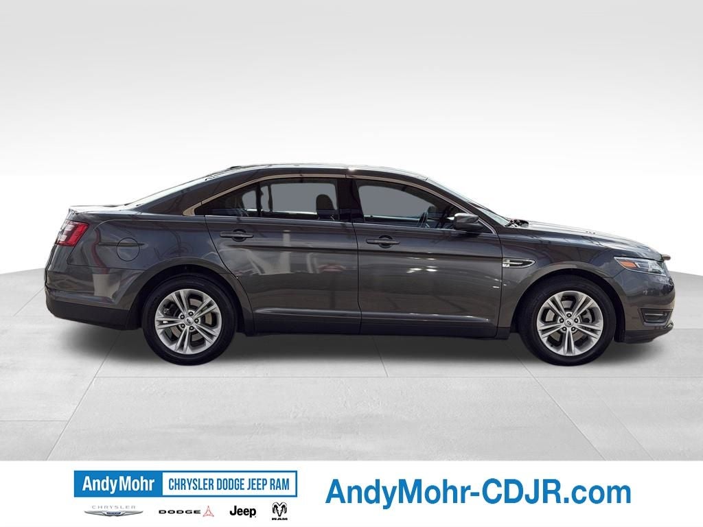 2017 Ford Taurus SEL