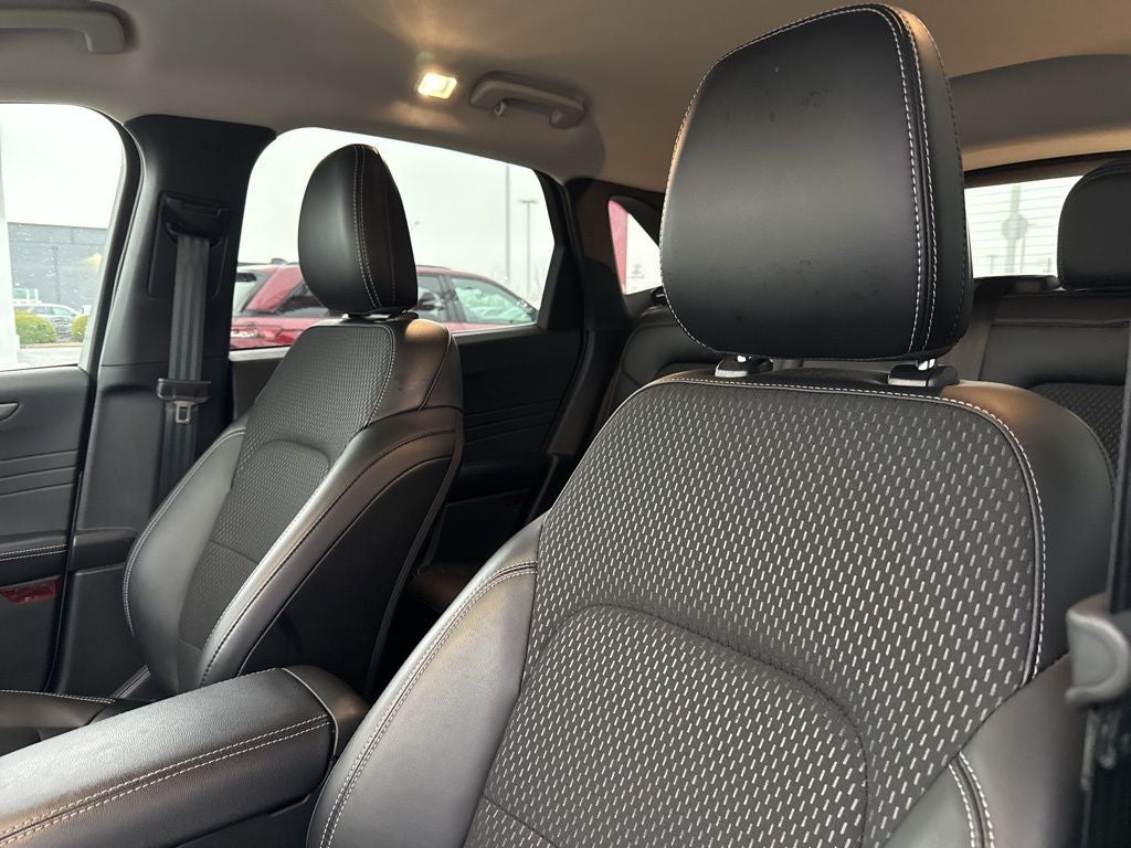 2025 Ford Escape Base