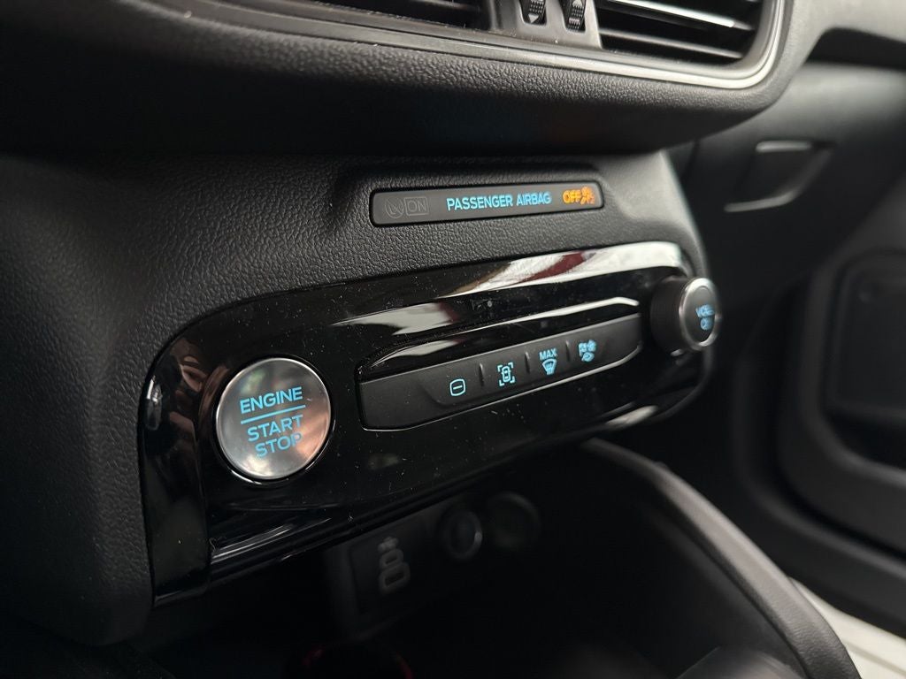 2025 Ford Escape Base