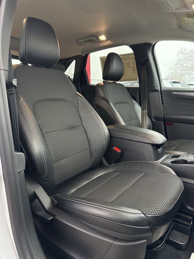 2025 Ford Escape Base