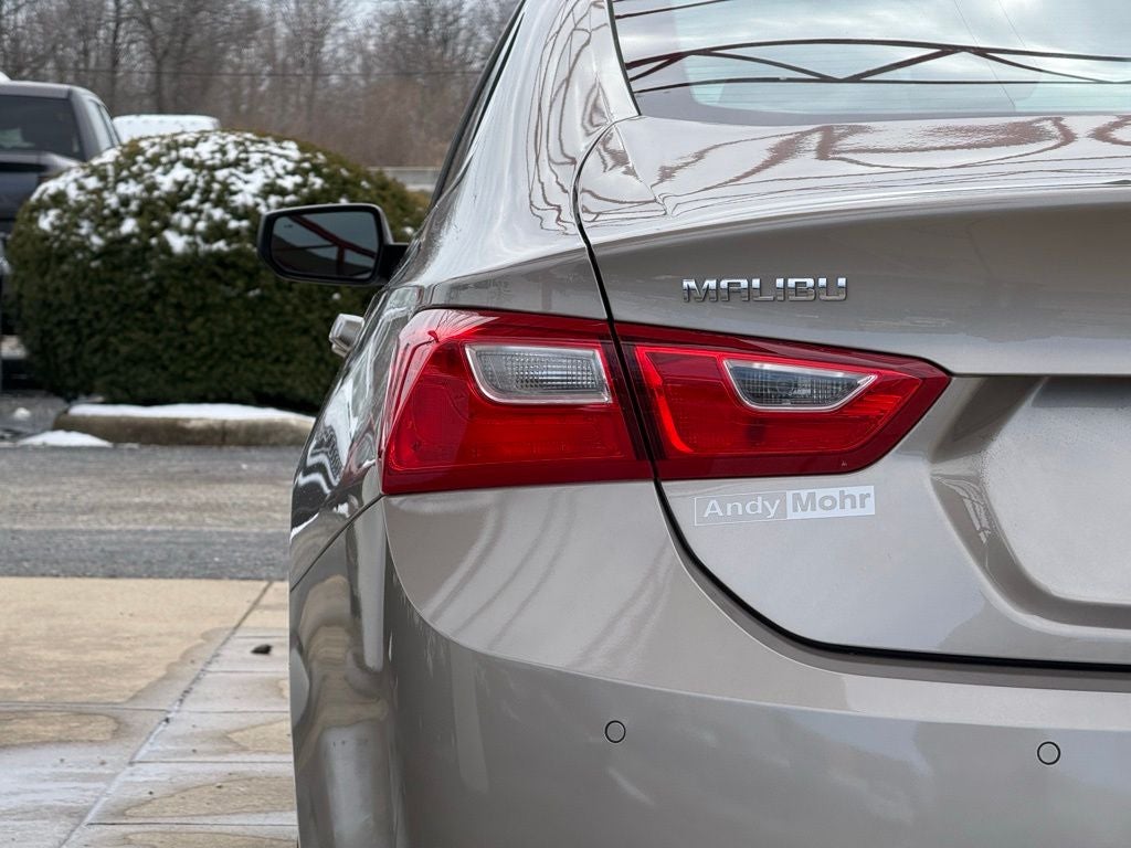 2022 Chevrolet Malibu LS 1FL