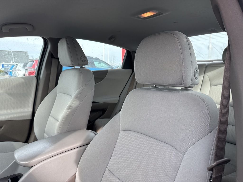 2022 Chevrolet Malibu LS 1FL