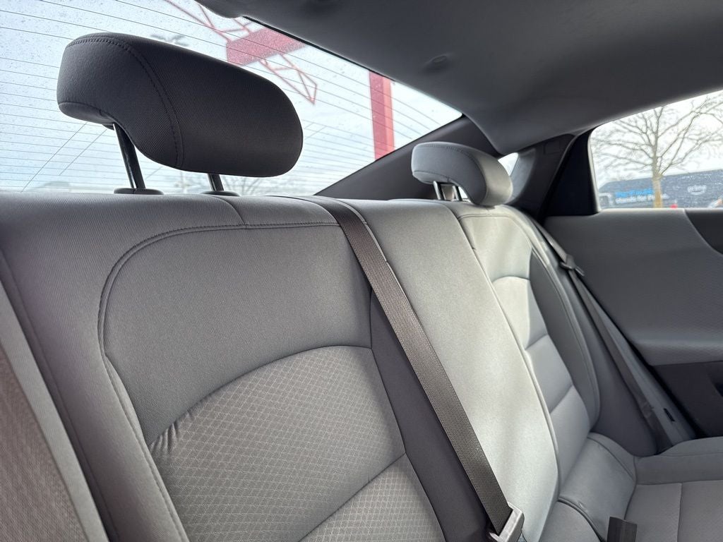 2022 Chevrolet Malibu LS 1FL