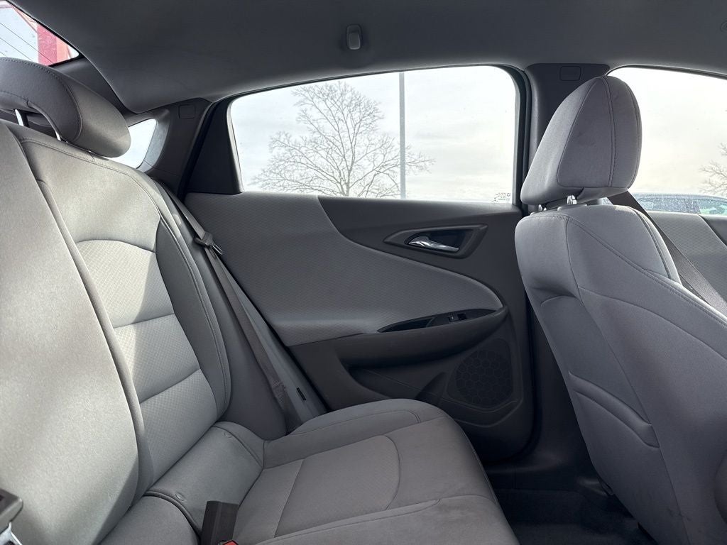 2022 Chevrolet Malibu LS 1FL