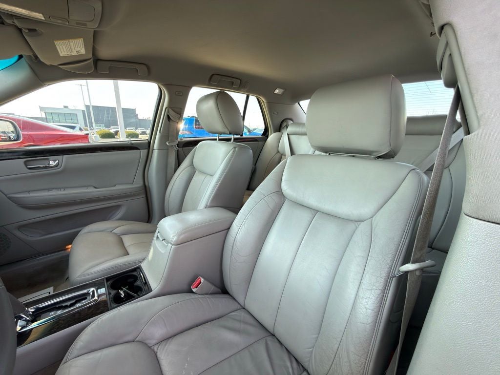 2009 Cadillac DTS Base
