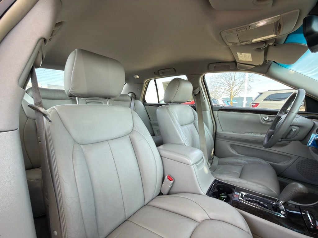 2009 Cadillac DTS Base