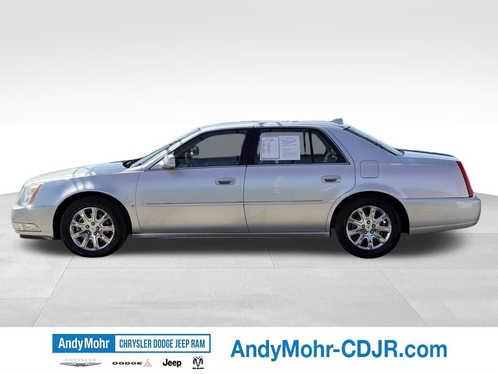2009 Cadillac DTS Base