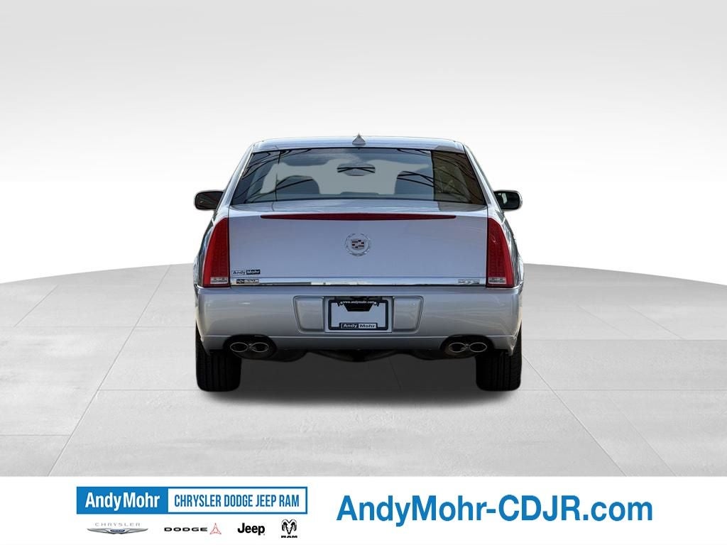 2009 Cadillac DTS Base