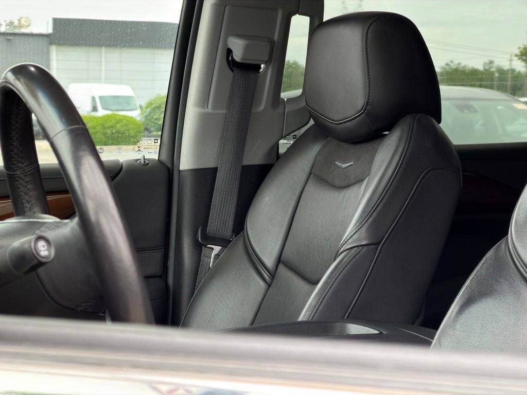 2020 Cadillac Escalade Luxury