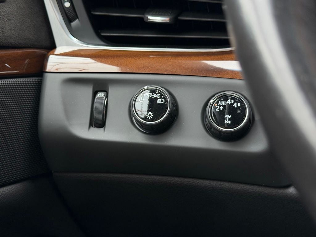 2020 Cadillac Escalade Luxury