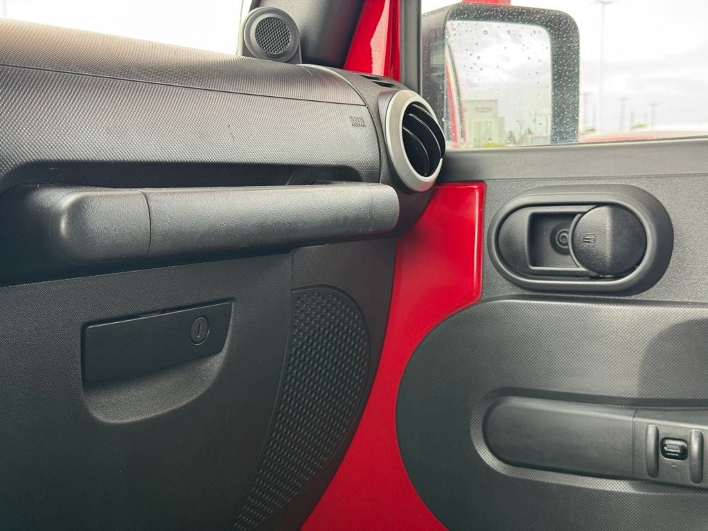 2010 Jeep Wrangler Unlimited Unlimited Sahara