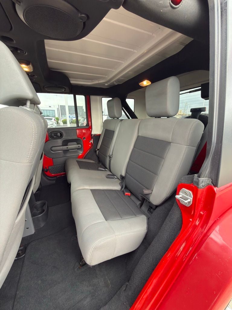 2010 Jeep Wrangler Unlimited Unlimited Sahara