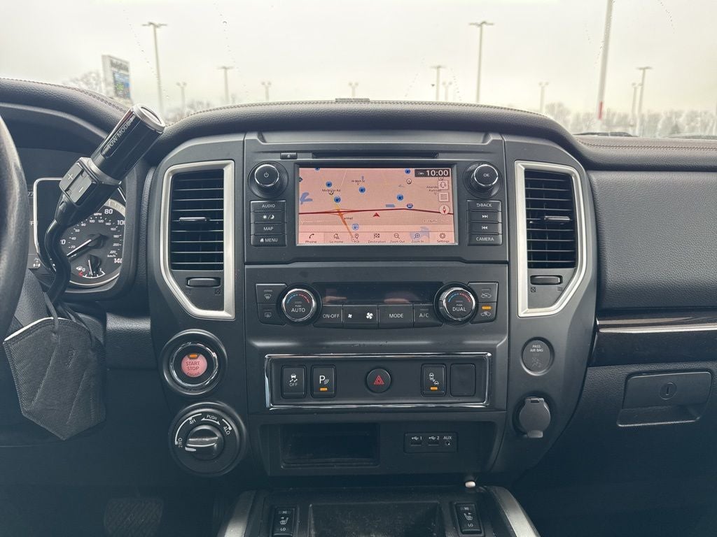 2019 Nissan TITAN SL