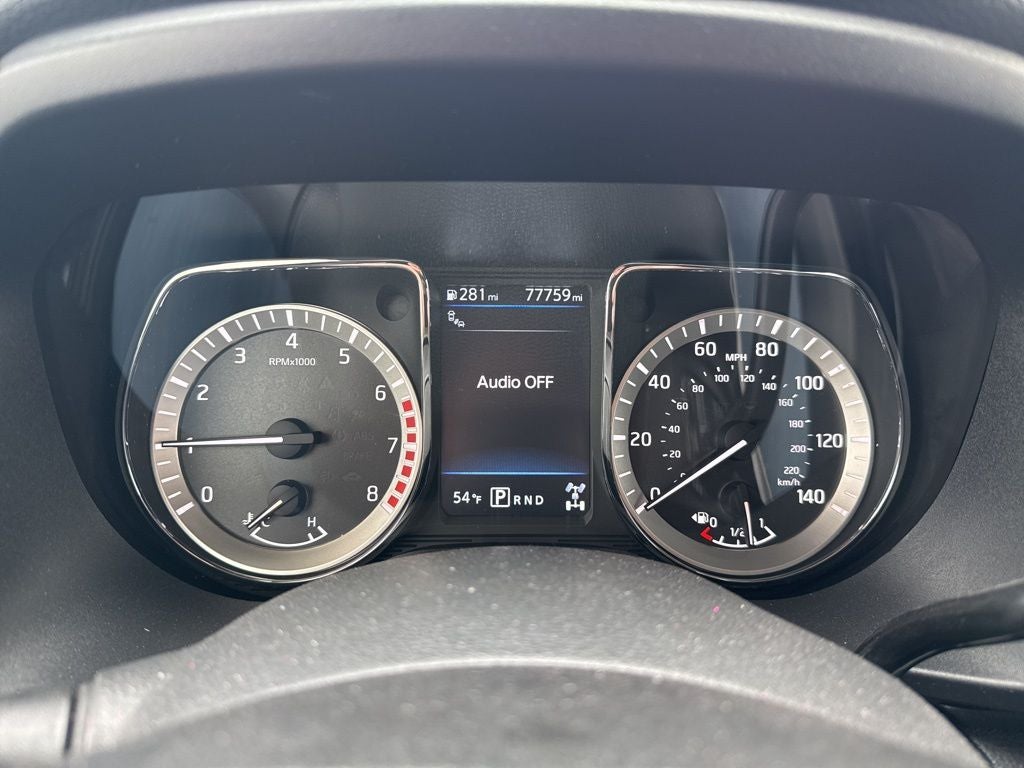 2019 Nissan TITAN SL