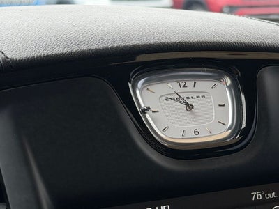 2023 Chrysler 300 C