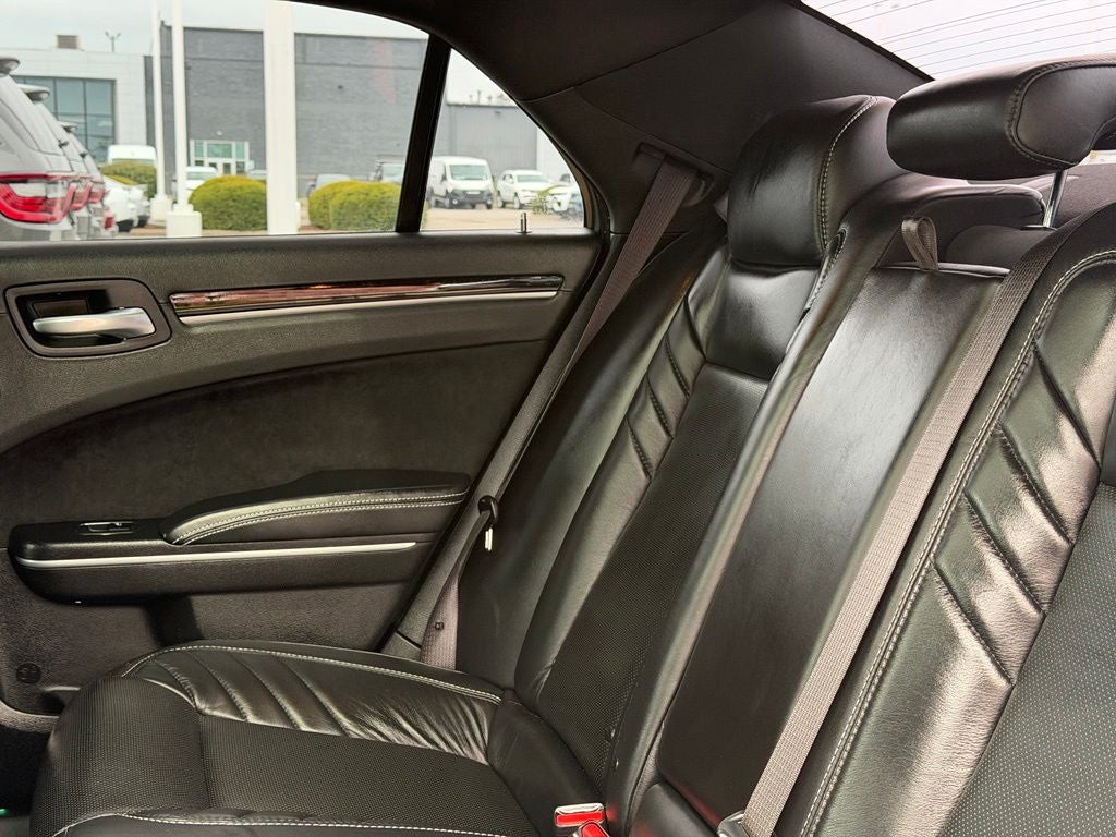 2023 Chrysler 300 C