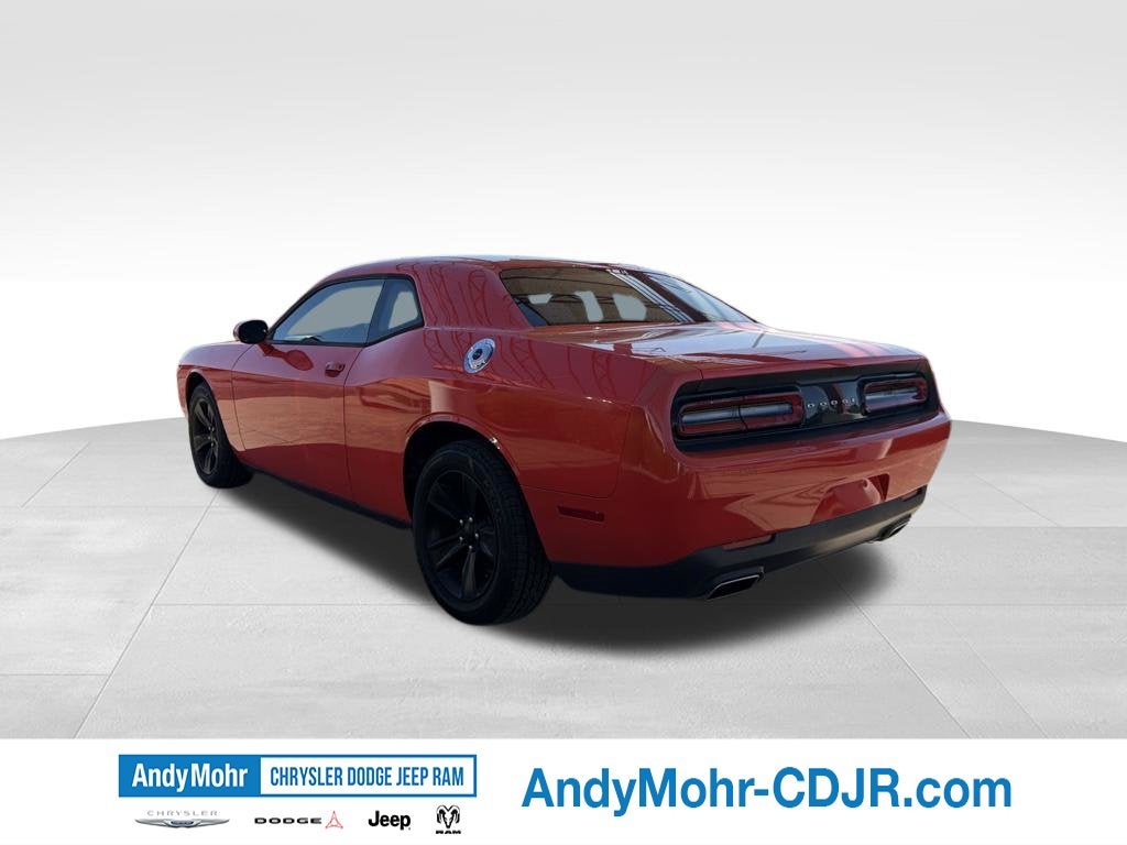 2016 Dodge Challenger SXT