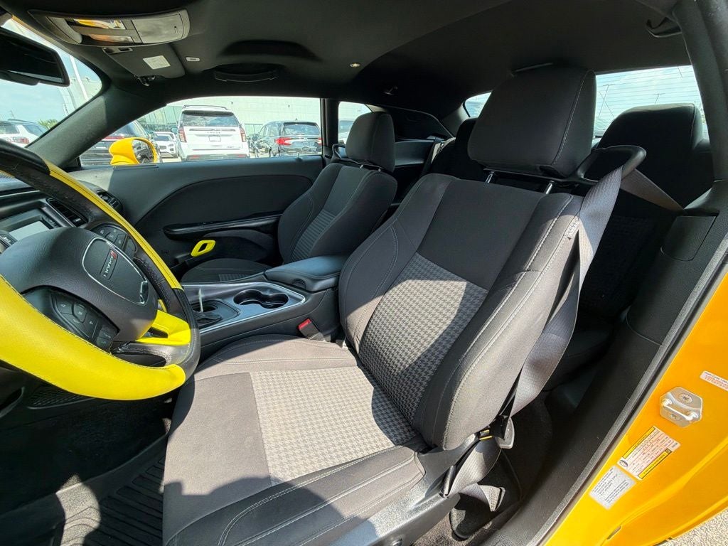 2017 Dodge Challenger SXT