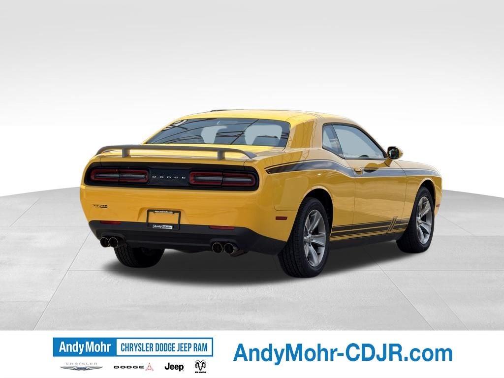 2017 Dodge Challenger SXT