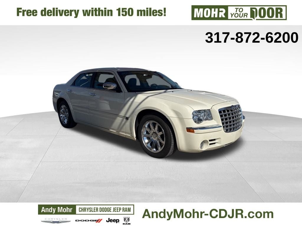 2005 Chrysler 300C Base