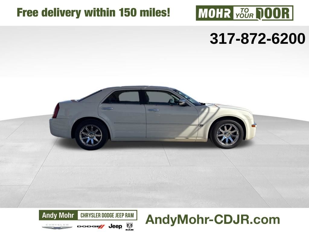 2005 Chrysler 300C Base