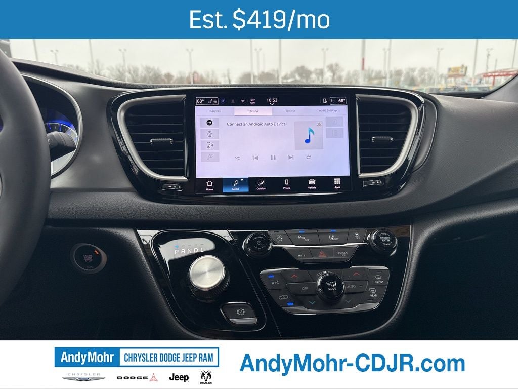 2025 Chrysler Pacifica Select