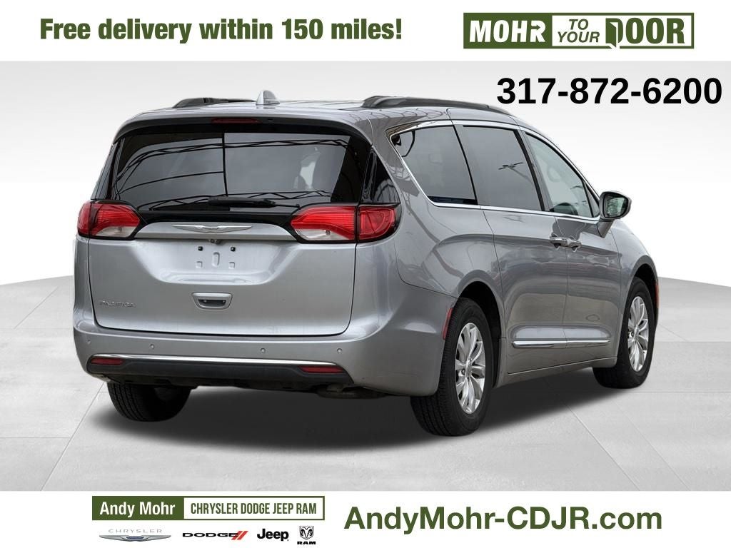 2017 Chrysler Pacifica Touring L