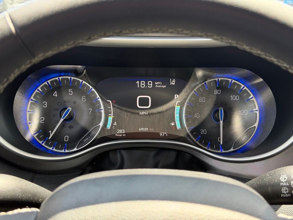 2024 Chrysler Pacifica Touring L