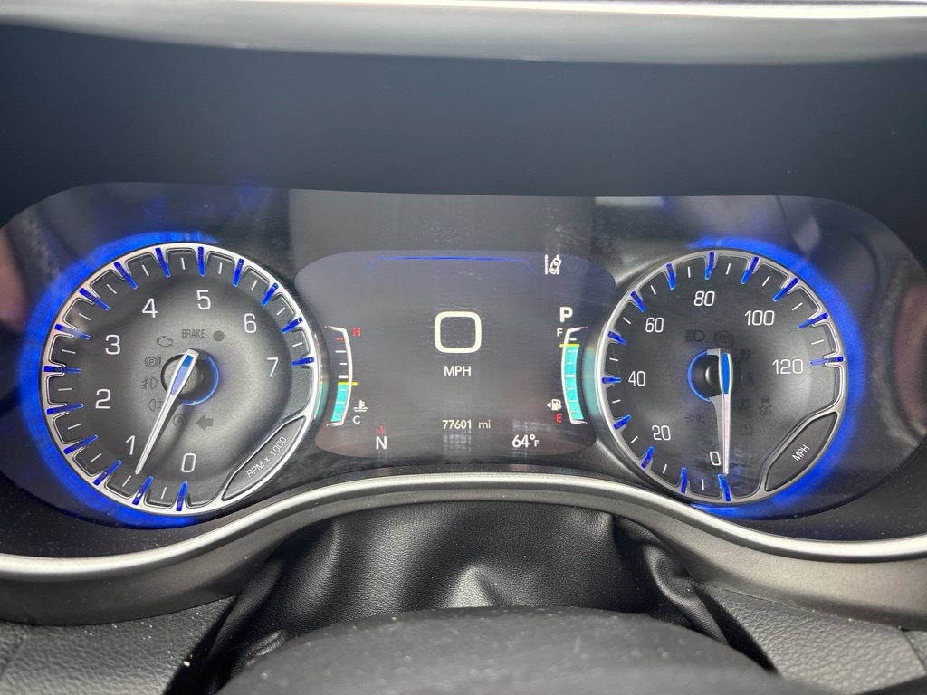 2023 Chrysler Pacifica Touring L