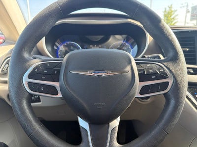 2017 Chrysler Pacifica LX
