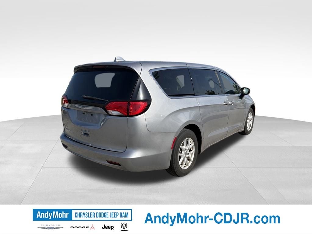 2017 Chrysler Pacifica LX