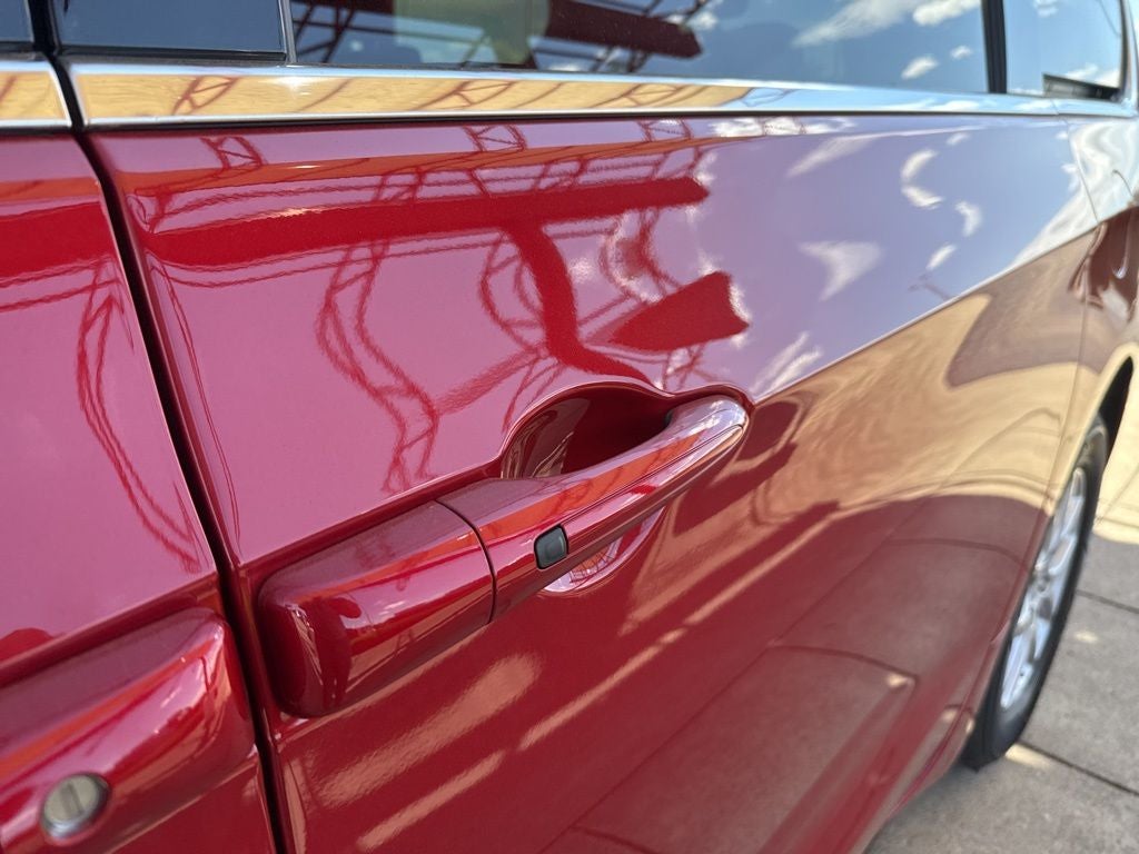 2026 Chrysler Voyager LX