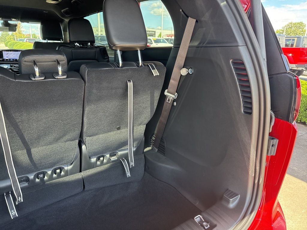 2026 Chrysler Voyager LX