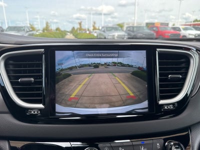 2026 Chrysler Voyager LX