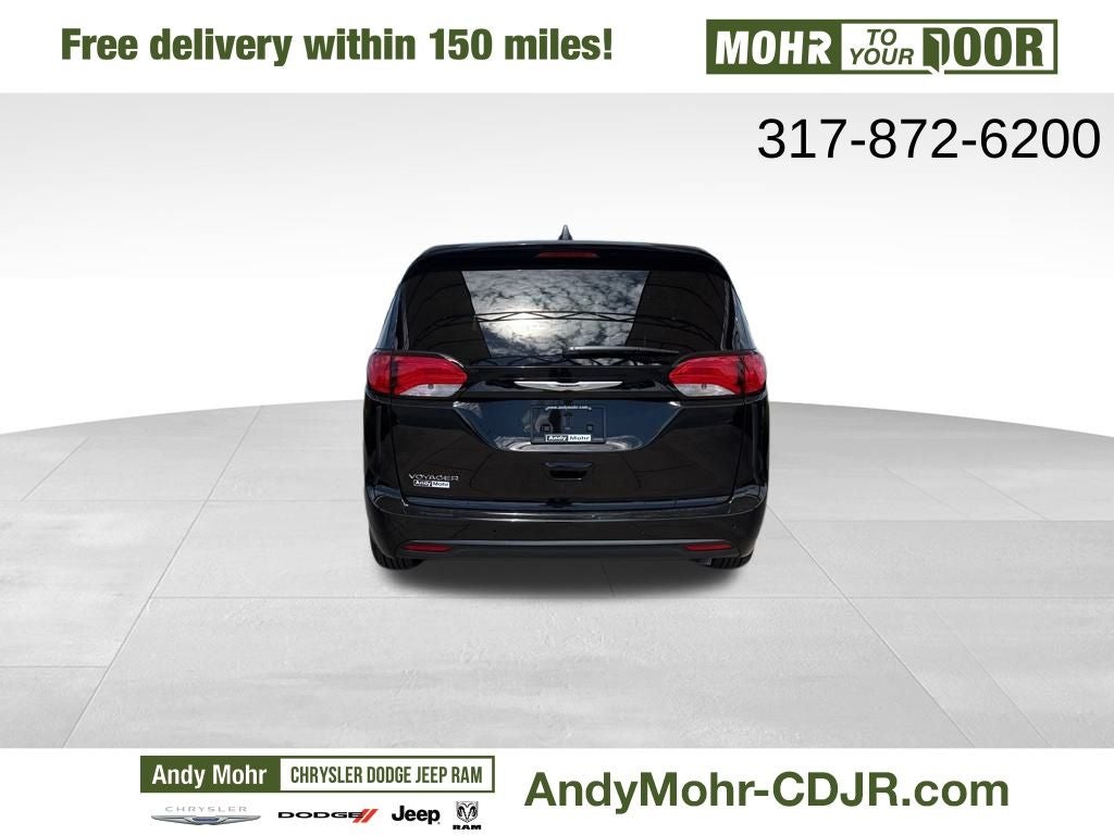 2026 Chrysler Voyager LX