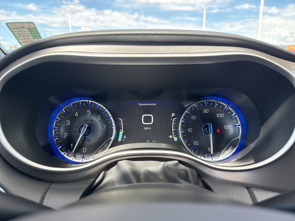 2026 Chrysler Voyager LX