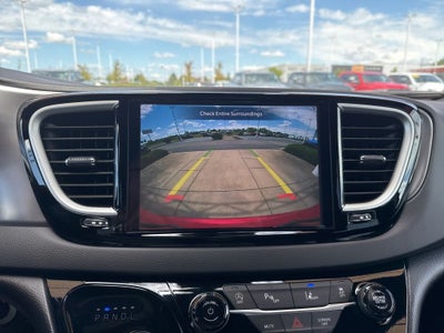 2026 Chrysler Voyager LX