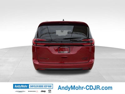 2027 Chrysler Pacifica Limited