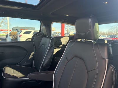 2026 Chrysler Pacifica Limited