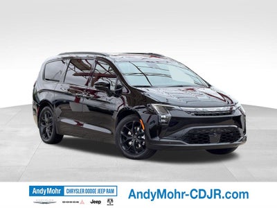 2027 Chrysler Pacifica Limited