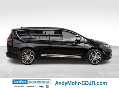 2026 Chrysler Pacifica Pinnacle