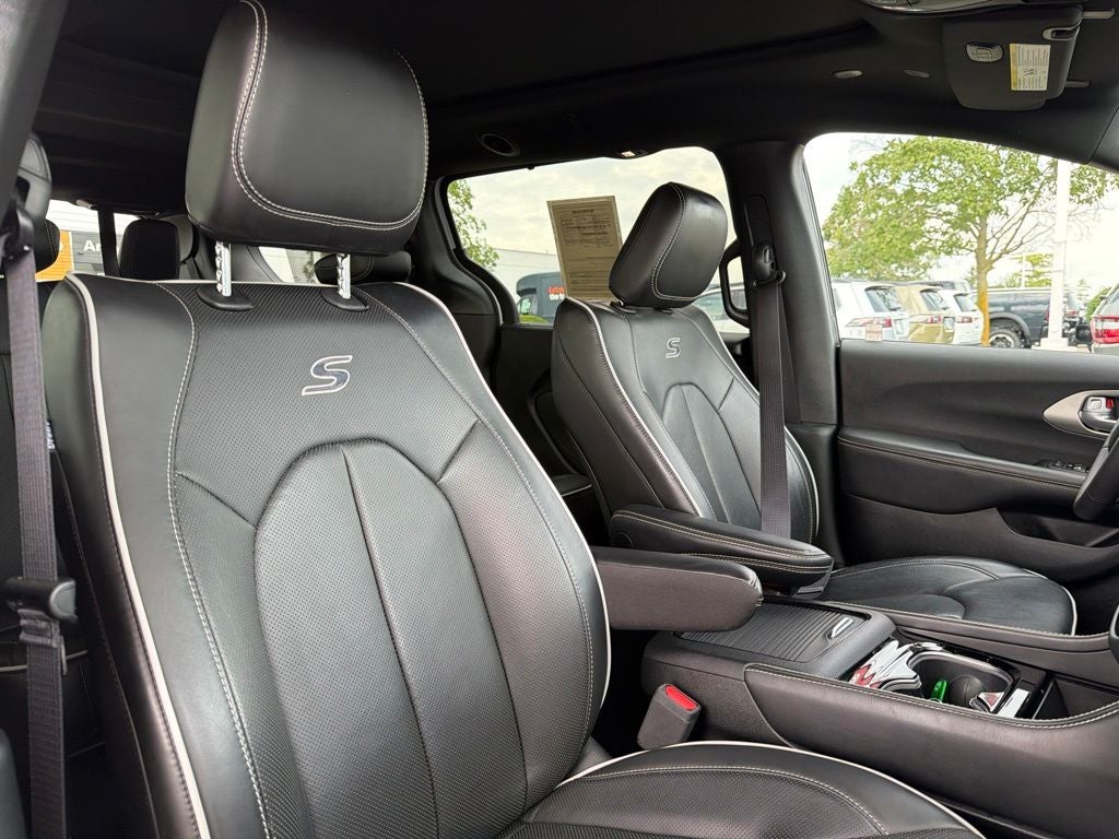 2024 Chrysler Pacifica Limited