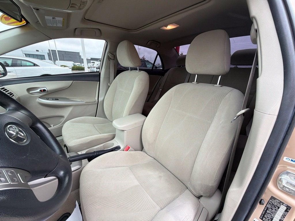 2012 Toyota Corolla LE