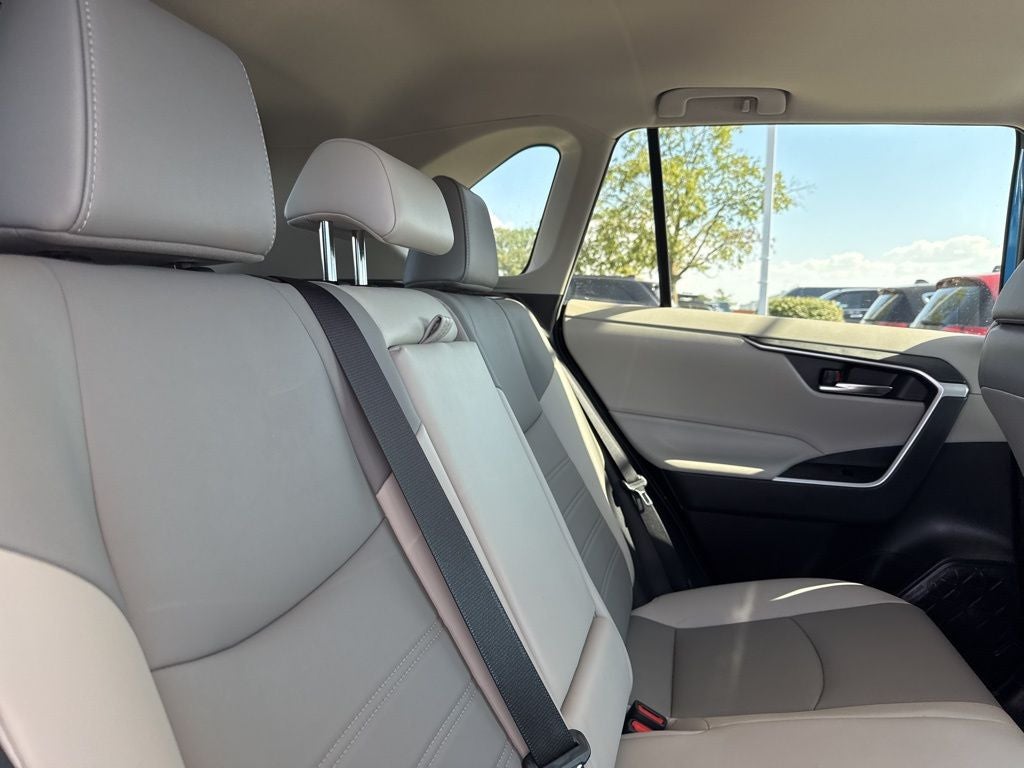 2020 Toyota RAV4 XLE Premium