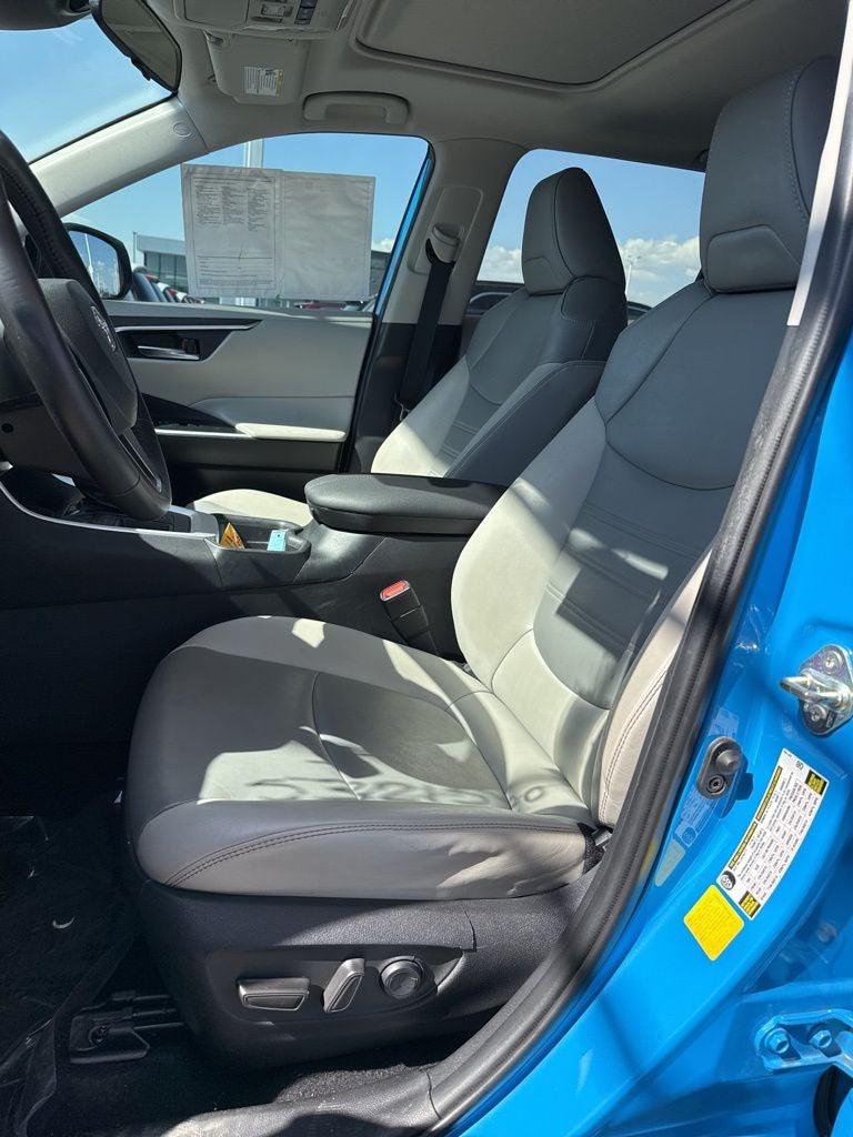 2020 Toyota RAV4 XLE Premium