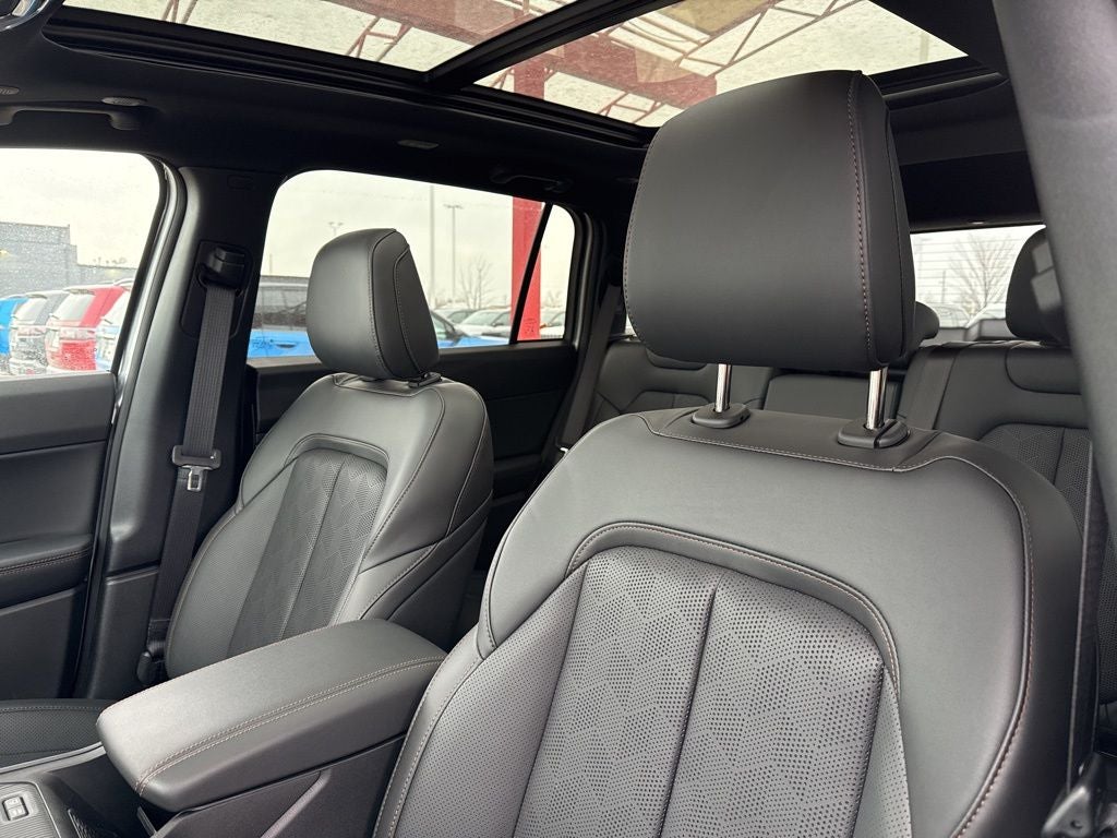 2026 Jeep Cherokee Overland