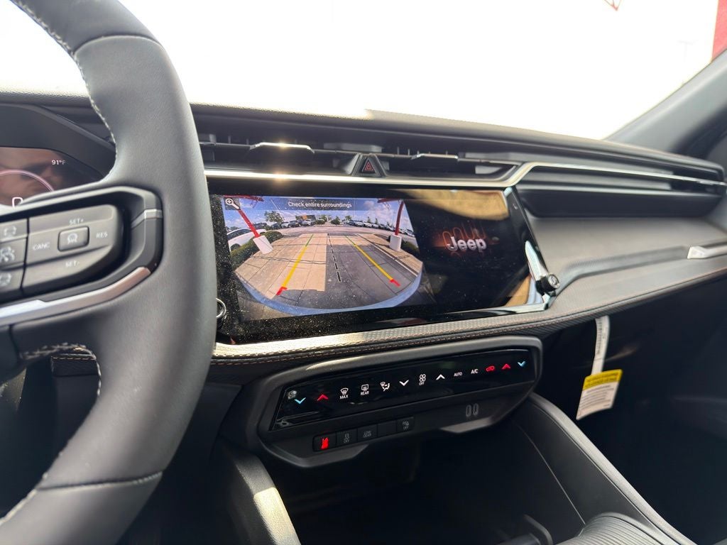 2026 Jeep Cherokee Overland