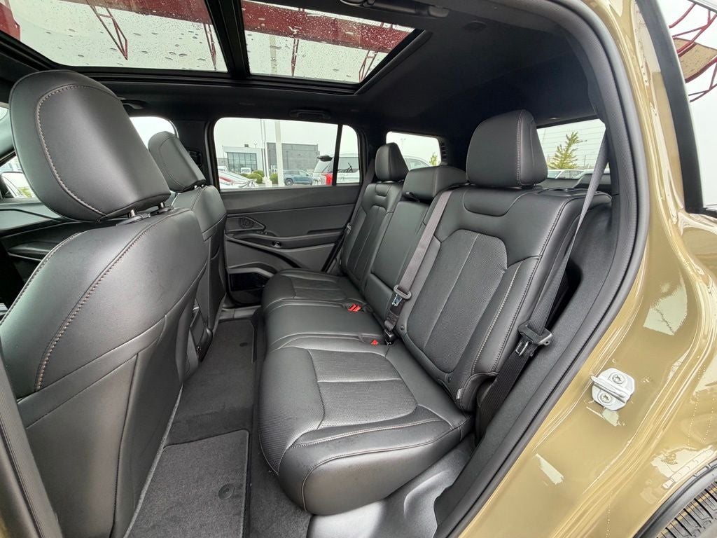 2026 Jeep Cherokee Overland