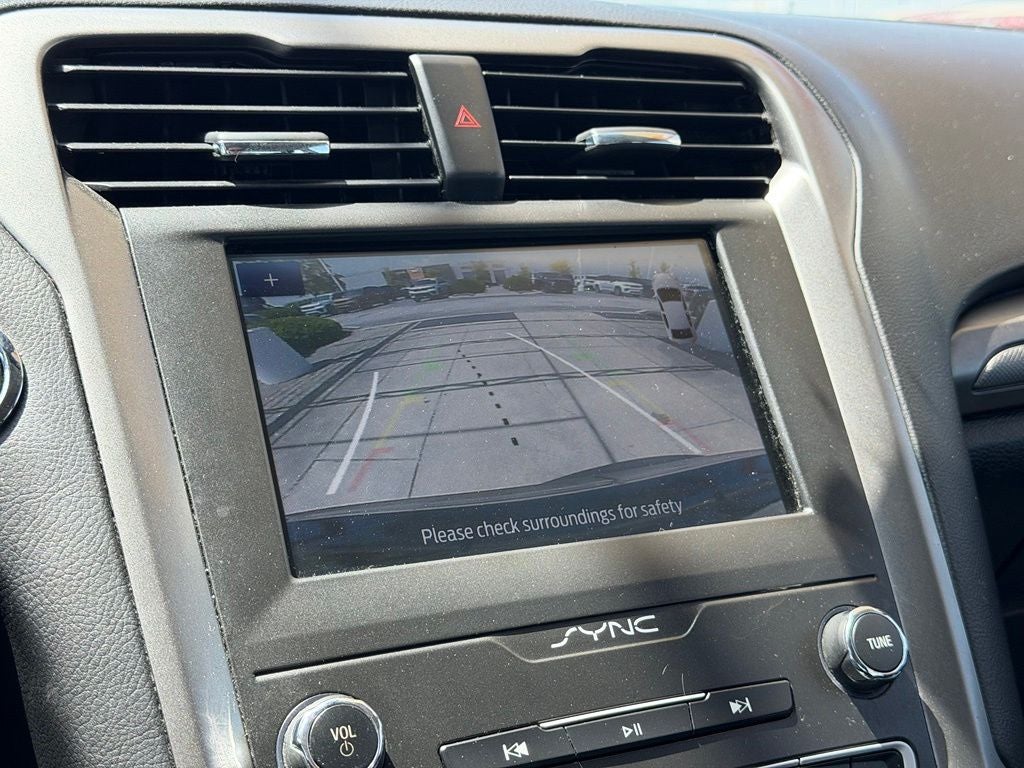 2020 Ford Fusion SE