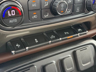 2018 Chevrolet Silverado 1500 High Country